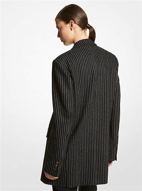 schwarzer blazer mit streifen am ärmel von michael kors|Pinstripe Stretch Wool Boyfriend Blazer .